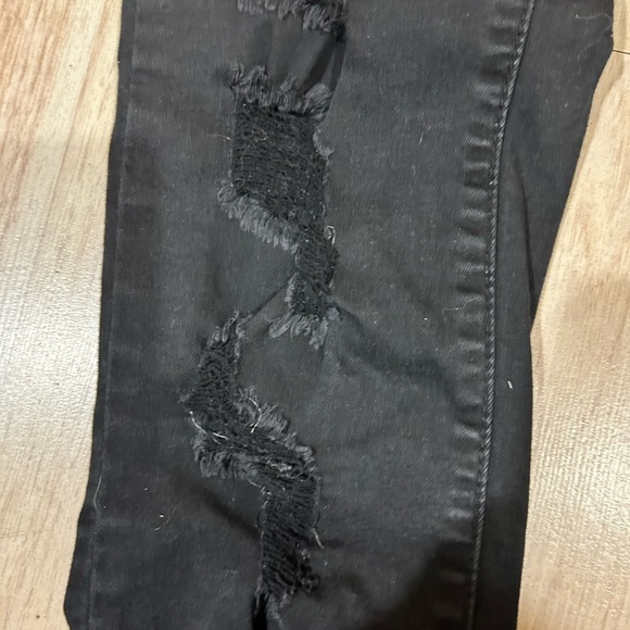 Almost Famous Black Skinny Jeans size00 - Picture 6 of 6